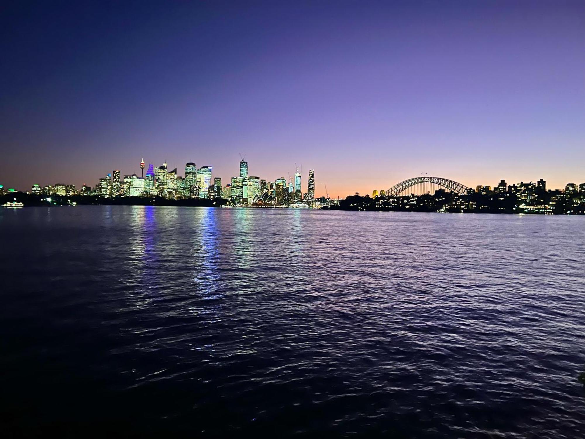 Stylish, Sunny & Spacious 2 Bedroom Apartment, Mosman Sydney Bagian luar foto